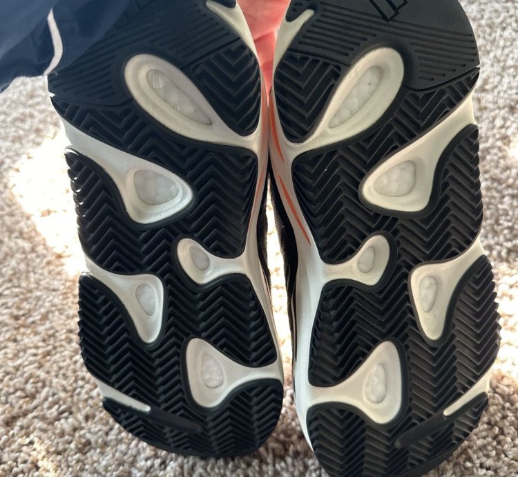 Yeezy Boost 700 Wave Runner