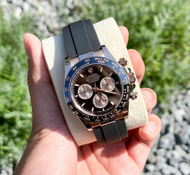 Rolex Daytona Cosmograph Daytona 40mm Everose Oysterflex Black Sundust