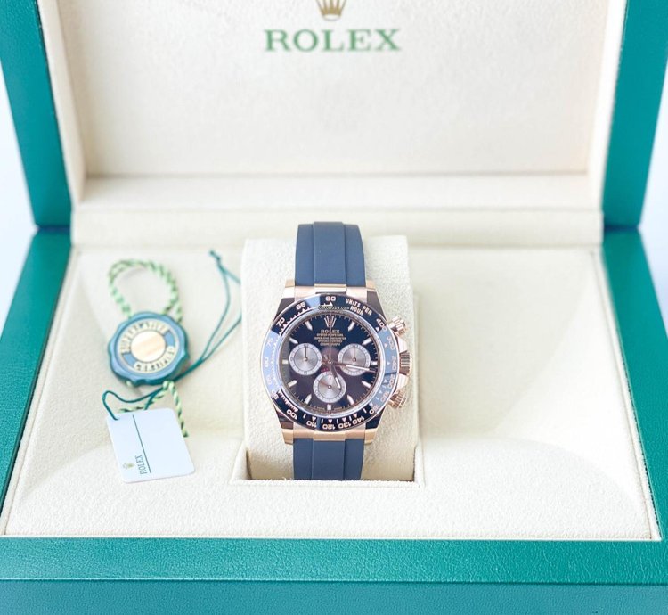 Rolex Daytona Cosmograph Daytona 40mm Everose Oysterflex Black Sundust