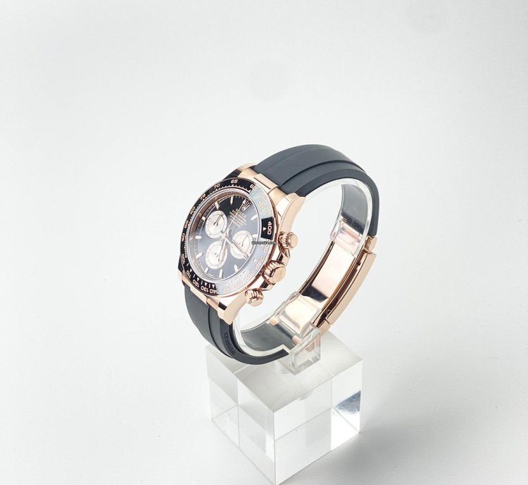 Rolex Daytona Cosmograph Daytona 40mm Everose Oysterflex Black Sundust