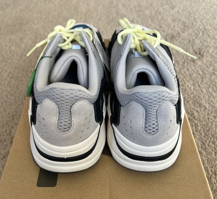 Yeezy Boost 700 Waverunner stockx 2021 Purchase