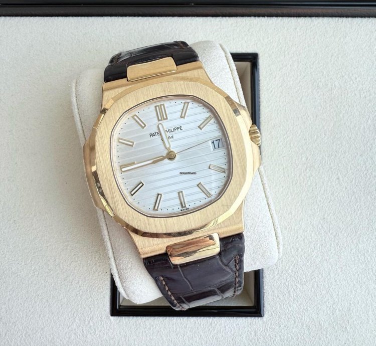 Patek Philippe Nautilus 5711j