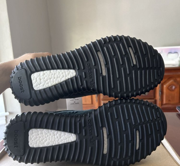 Yeezy Boost V1 Pirate Black 2016 Size 11 5