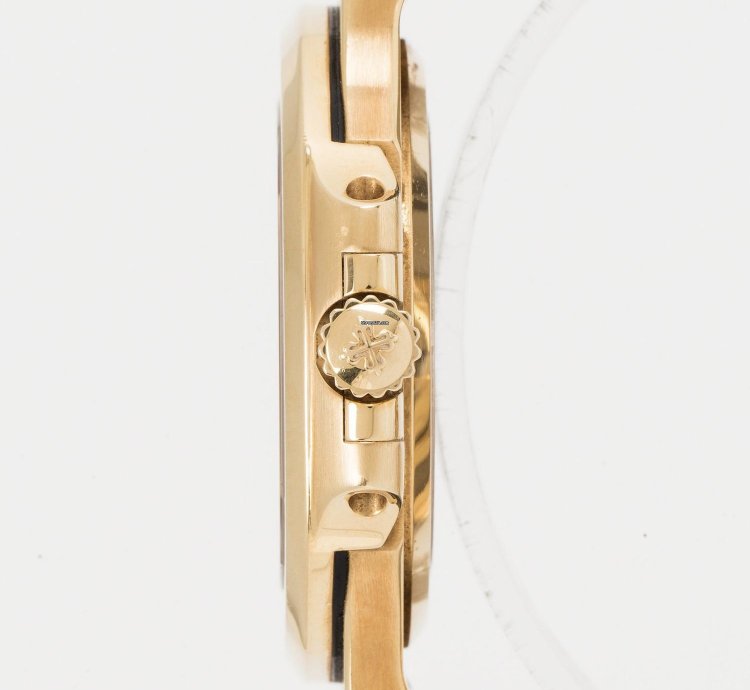 Patek Philippe Nautilus 5711j 2009 Sehr Gut Full Set