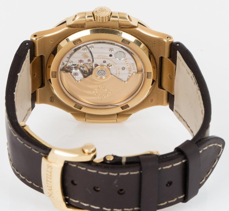 Patek Philippe Nautilus 5711j 2009 Sehr Gut Full Set