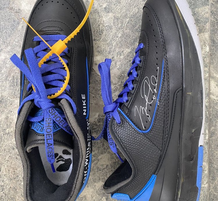 Air Jordan 2 Retro Low Black Varsity Royal