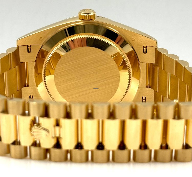 Rolex Day-date 40 40mm Green Ombre Dial Yellow Gold Bracelet 228238 Unworn 2025