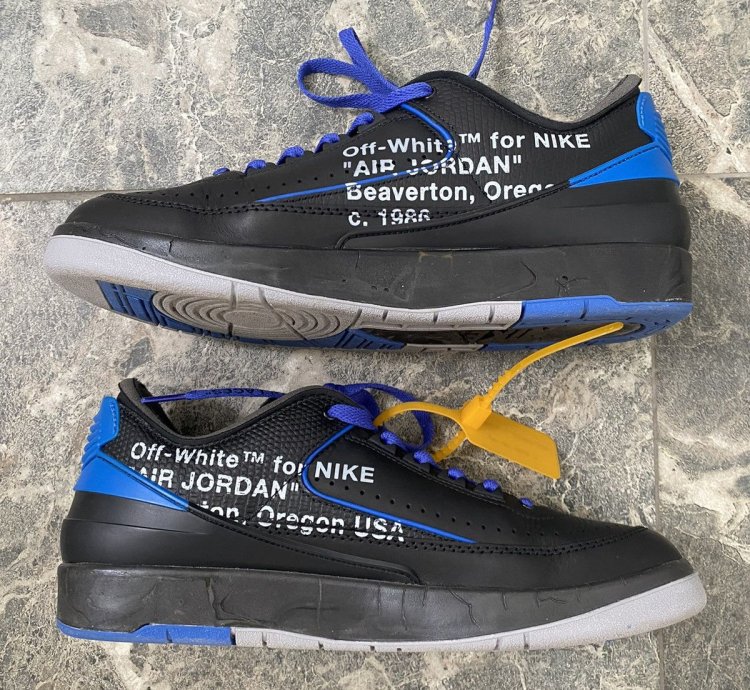 Air Jordan 2 Retro Low Black Varsity Royal