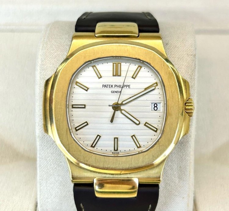 Patek Philippe Nautilus 5711j-001