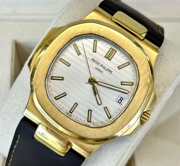 Patek Philippe Nautilus 5711j-001