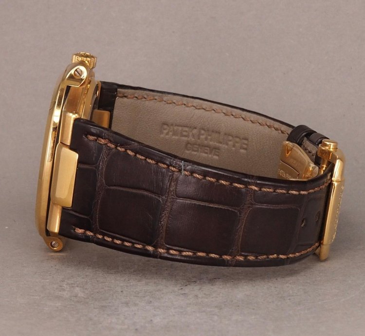 Patek Philippe Nautilus 5711j-001 - 9 2007