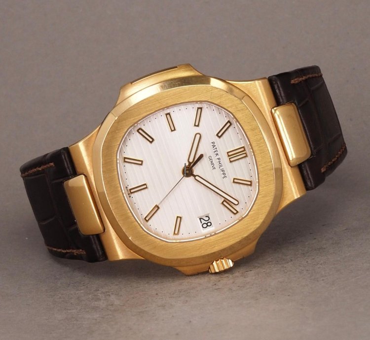 Patek Philippe Nautilus 5711j-001 - 9 2007
