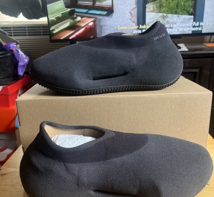 Yeezy Knit Rnr Fade Onyx