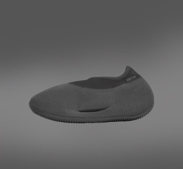 Yeezy Knit Runner Fade Onyx