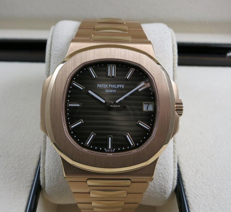 Patek Philippe Nautilus 5711r 2018 Gut Full Set 324 Sc