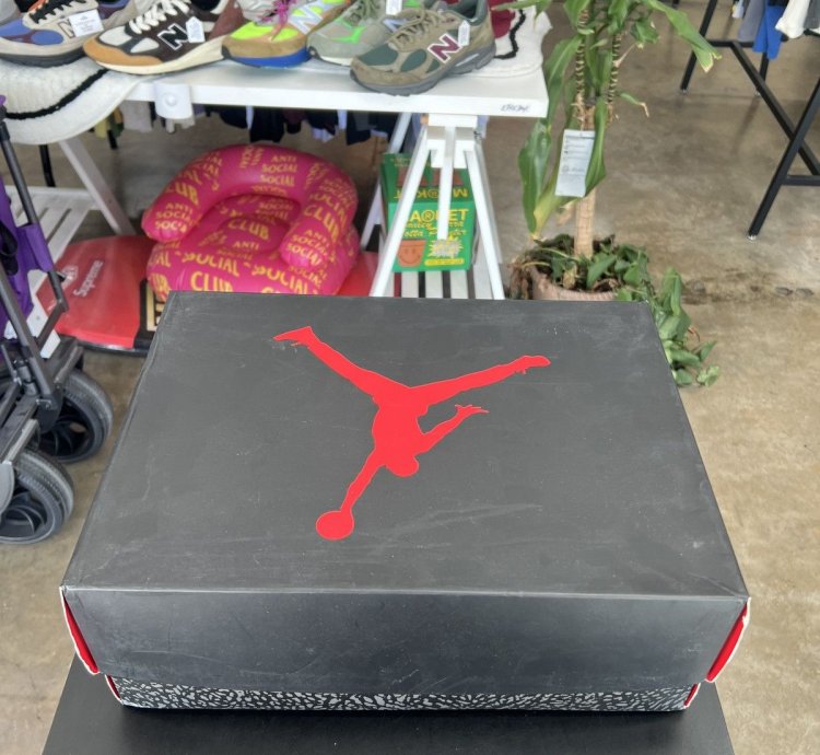 Air Jordan 3 Knicks Sz 11 2019