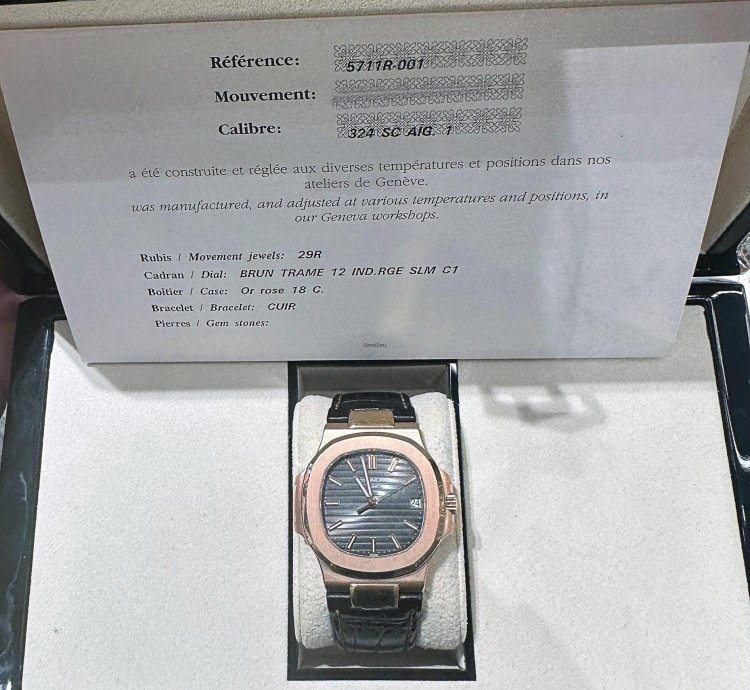 Patek Philippe Nautilus 5711r-001 Rose Gold Brown Dial