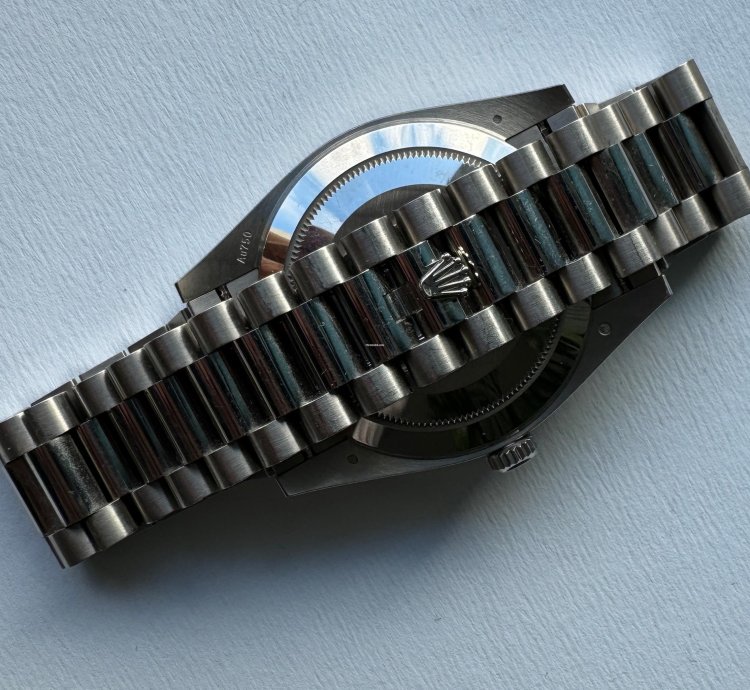 Rolex Day-date 40 40mm Olive Dial 228239-0033