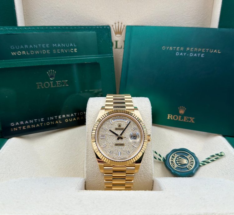 Rolex Day-date 40 40mm Pave Dial Yellow Gold Bracelet 228238 Unworn 2023