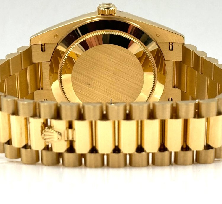 Rolex Day-date 40 40mm Pave Dial Yellow Gold Bracelet 228238 Unworn 2023