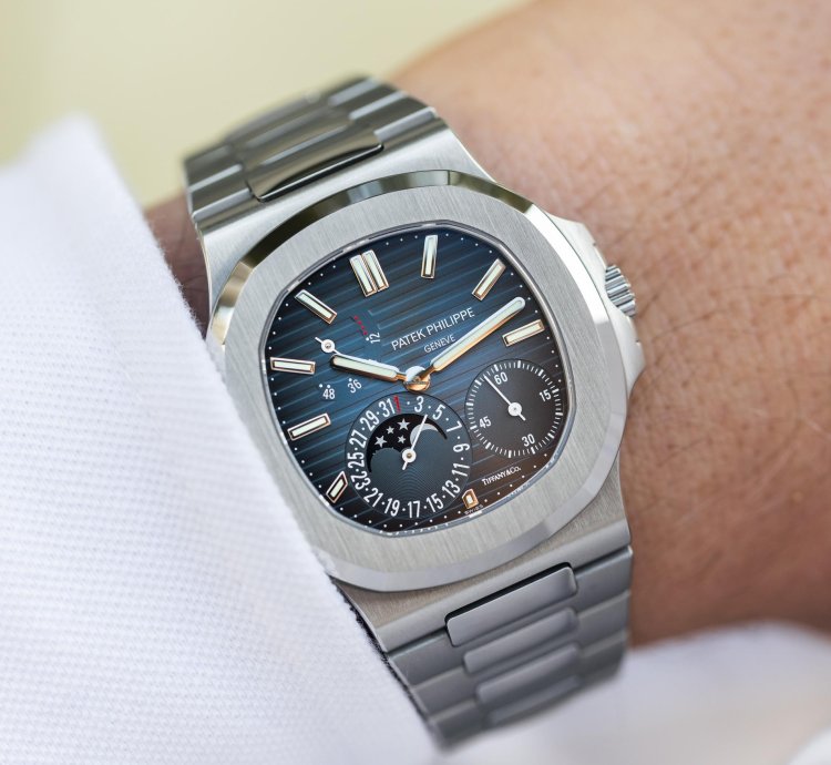 Patek Philippe Nautilus 5712 1a Tiffany Co