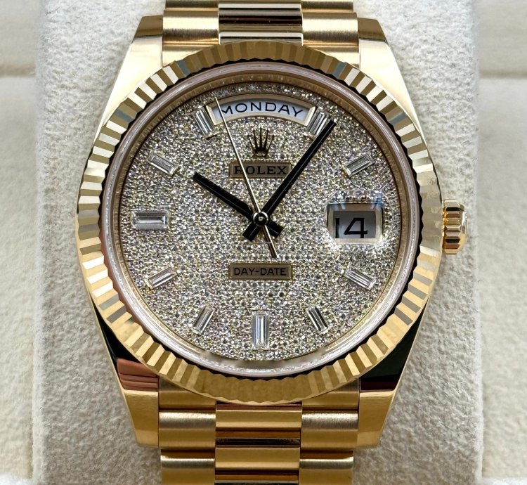 Rolex Day-date 40 40mm Pave Dial Yellow Gold Bracelet 228238 Unworn 2023