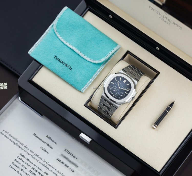 Patek Philippe Nautilus 5712 1a Tiffany Co