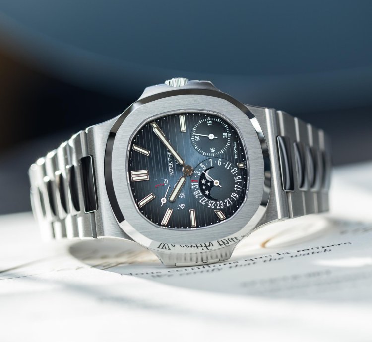Patek Philippe Nautilus 5712 1a Tiffany Co