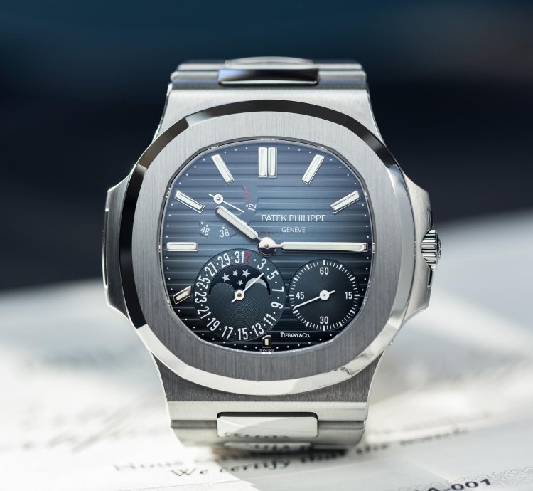 Patek Philippe Nautilus 5712 1a Tiffany Co