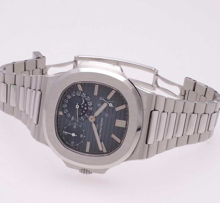 Patek Philippe Nautilus 5712 1a-001 2010