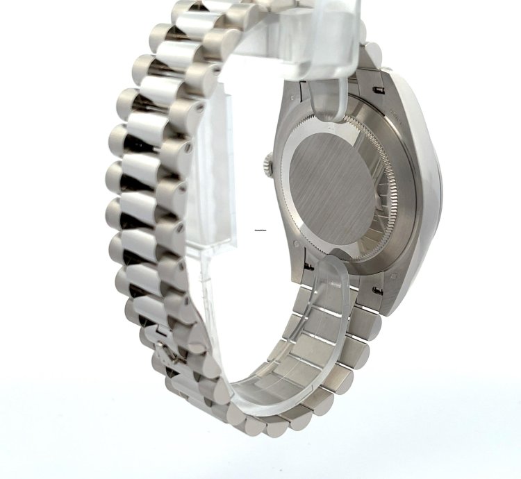 Rolex Day-date 40 40mm Platinum President Black Baguette Diamond Dial