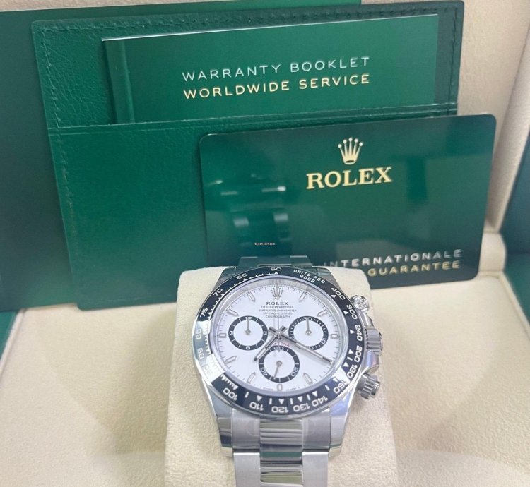 Rolex Daytona Cosmograph Daytona Black Cerachrom Bezel - White Index Dial Oyster Bracelet 126500ln Panda
