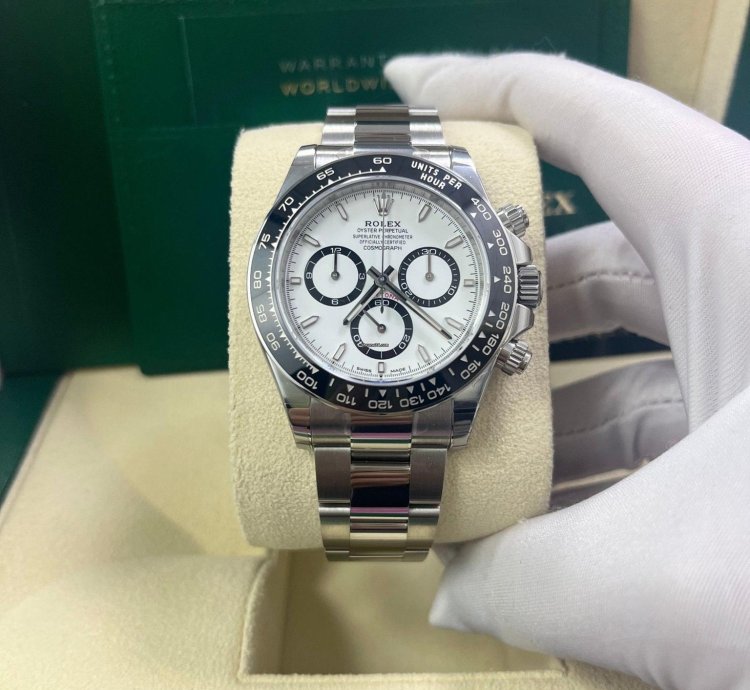 Rolex Daytona Cosmograph Daytona Black Cerachrom Bezel - White Index Dial Oyster Bracelet 126500ln Panda