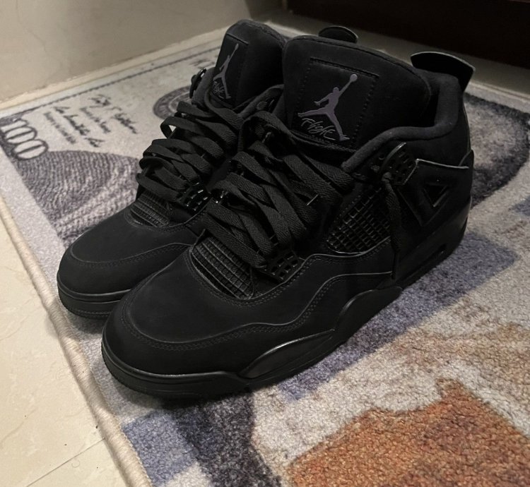 Air Jordan 4 Black Cat 2020