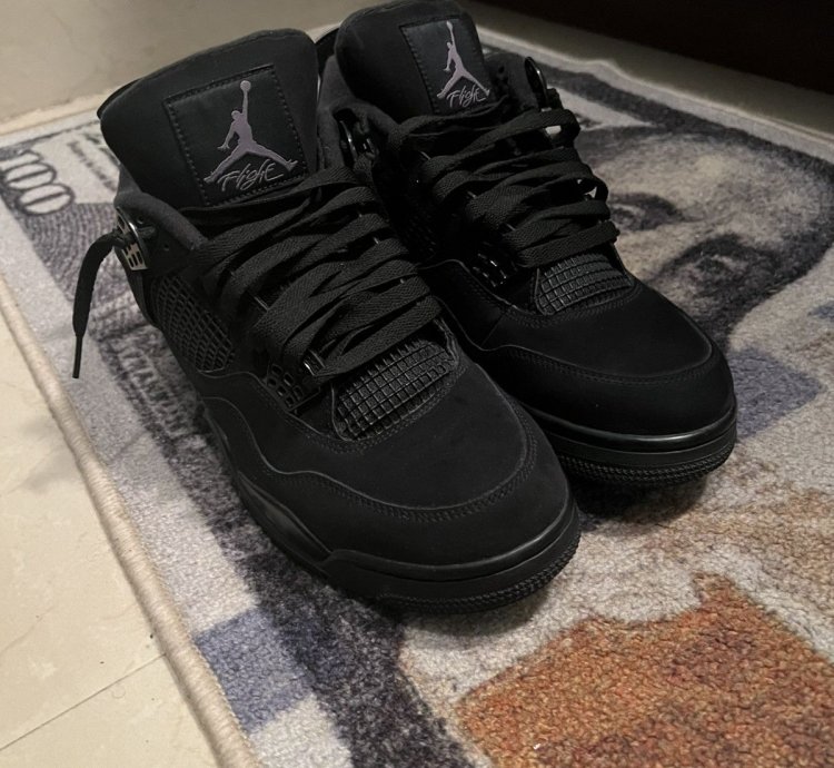 Air Jordan 4 Black Cat 2020