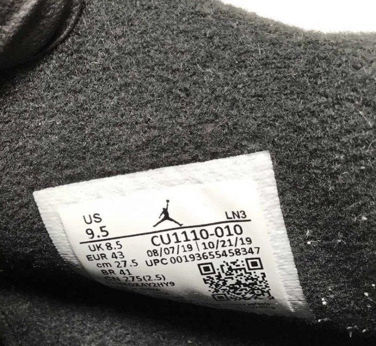 Air Jordan 4 Black Cat 2020