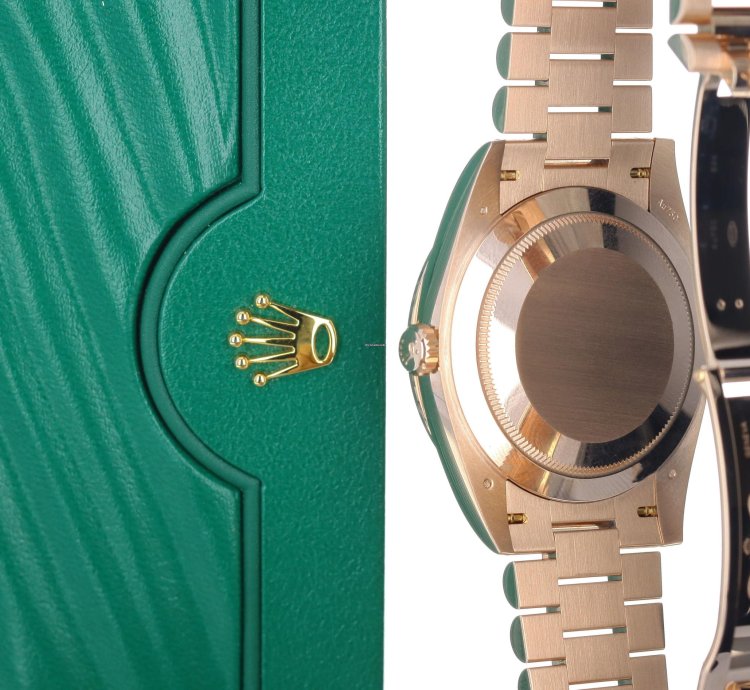 Rolex Day-date 40 40mm President 18k Rose Gold Diamond Anniversary Olive Green Roman Rare 228345rbr