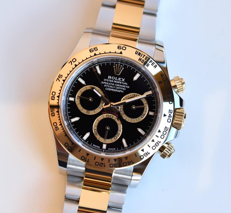 Rolex Daytona Cosmograph Daytona Black Dial 126503 Unworn Full Set