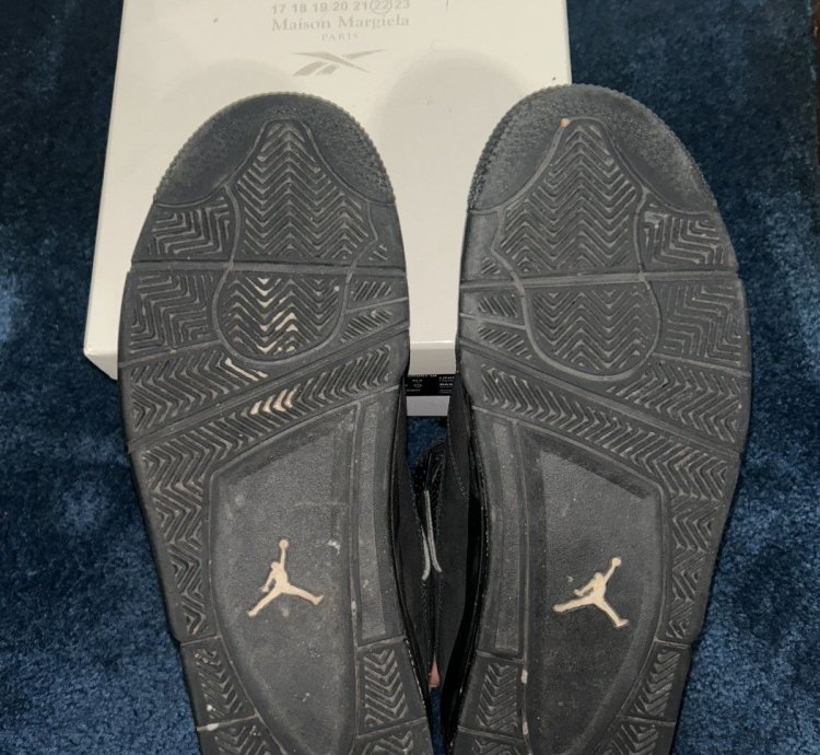 Air Jordan 4 Black Cat 2020 Release