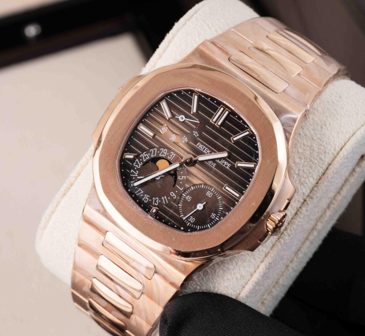 Patek Philippe Nautilus 5712 1r-001