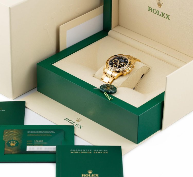 Rolex Daytona Cosmograph Daytona Black Dial 18k Gold Ref 126508 Full Set 2023