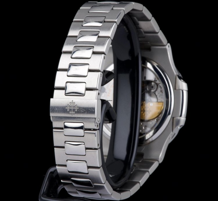 Patek Philippe Nautilus 5712 Full Set 2013