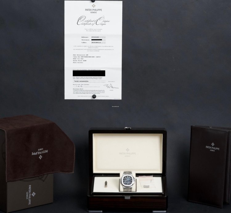 Patek Philippe Nautilus 5712 Full Set 2013