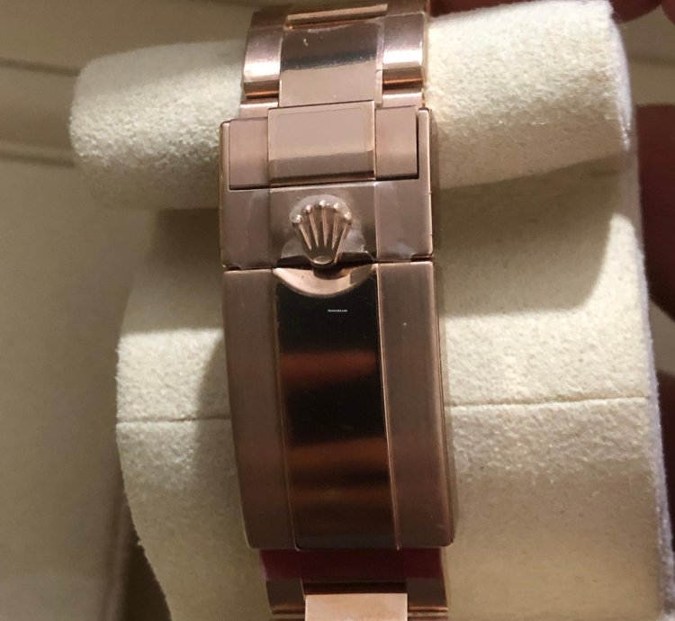 Rolex Daytona Cosmograph Daytona Black Dial Golden Rose 2020 Old Card