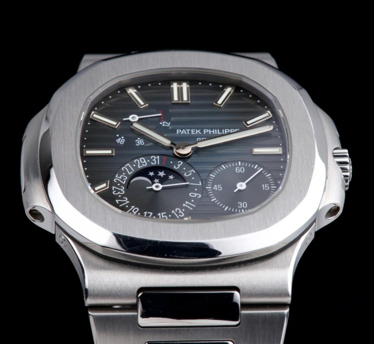 Patek Philippe Nautilus 5712 Full Set 2013
