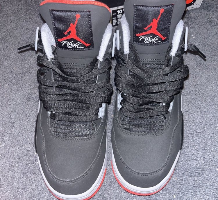 Air Jordan 4 Bred 2019