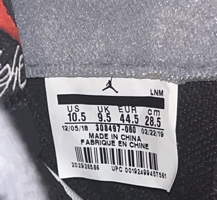 Air Jordan 4 Bred 2019