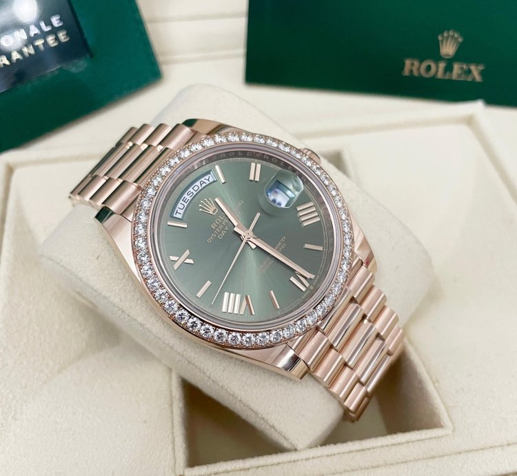 Rolex Day-date 40 40mm Rose Gold 228345rbr Diamond Bezel Olive Green Roman Dial President Bracelet