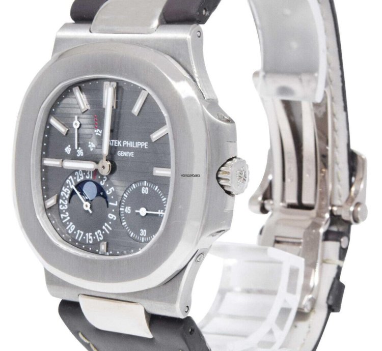 Patek Philippe Nautilus 5712 Nautilus Complication 18k White Gold Watch 5712g-001