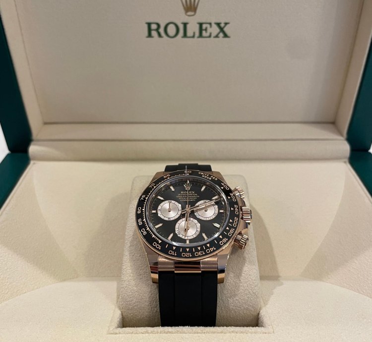 Rolex Daytona Cosmograph Daytona Black Dial Rose Gold Oysterflex 2024